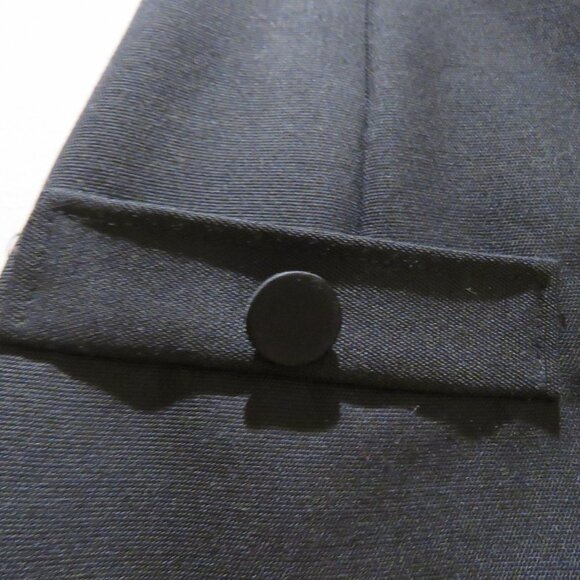 SANDRO Hugo High Waist Button Detail Pleat Shorts in Black Academia Quiet Luxury - Picture 5 of 13